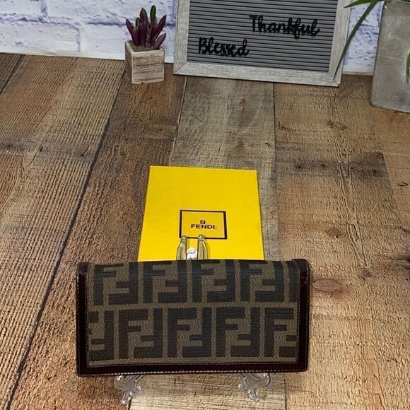 FENDI Zucca Continental Wallet in Tobacco authentic in box - Picture 9 of 16